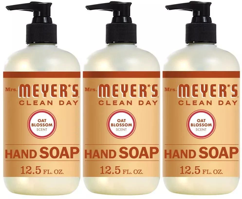 Mrs. Meyer's Clean Day Liquid Hand Soap, Cruelty Free and Biodegradable Hand Wash Formula Made with Essential Oils, Rain Water Scent, 12.5 oz Bottle